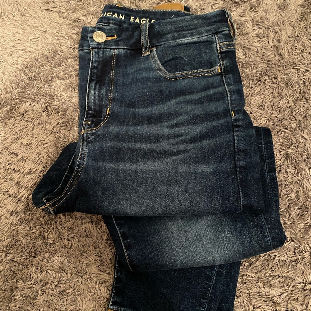 WORN TWICE American Eagle Skinny Jeans